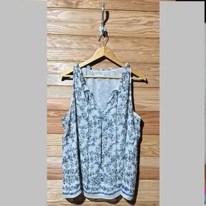 Max Studio Blue and White Floral Blouse